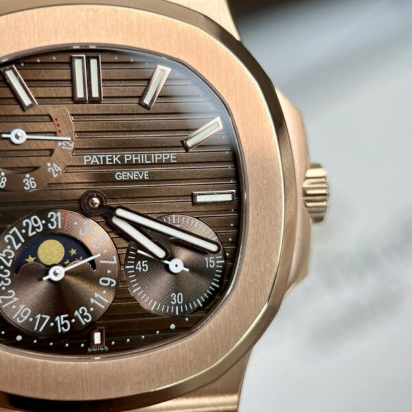 Swiss 1:1 Patek Philippe Nautilus 5712 Chocolate Dial Gold Plated Replica 11 Watch GR 40mm - Top Watch - Image 9