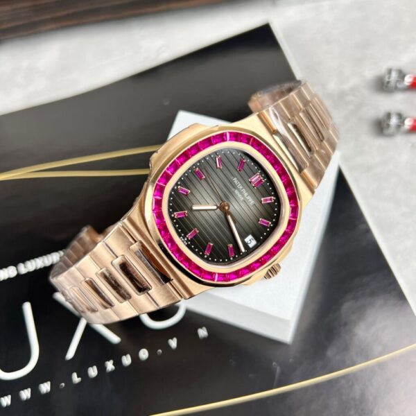 Replica Patek Philippe Nautilus 5723 Gray Dial With Red Ruby Replica 1:1 Watch 40mm - Top Watch