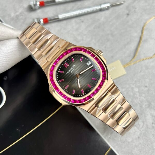 Replica Patek Philippe Nautilus 5723 Gray Dial With Red Ruby Replica 1:1 Watch 40mm - Top Watch - Image 2