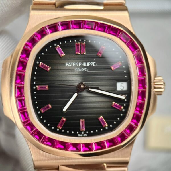 Replica Patek Philippe Nautilus 5723 Gray Dial With Red Ruby Replica 1:1 Watch 40mm - Top Watch - Image 3