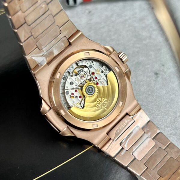 Replica Patek Philippe Nautilus 5723 Gray Dial With Red Ruby Replica 1:1 Watch 40mm - Top Watch - Image 8