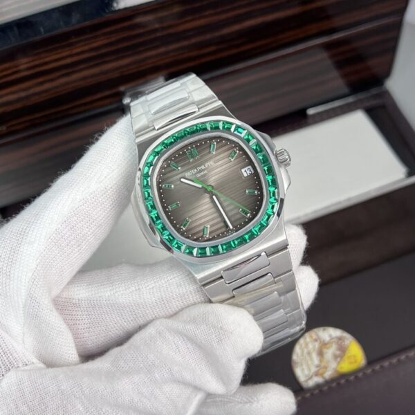 Replica Patek Philippe Nautilus 5723 Replica 1:1 Watch Gray Dial Blue Diamond 40mm - Top Watch - Image 2