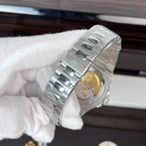 Replica Patek Philippe Nautilus 5723 Replica 1:1 Watch Gray Dial Blue Diamond 40mm - Top Watch - Image 8