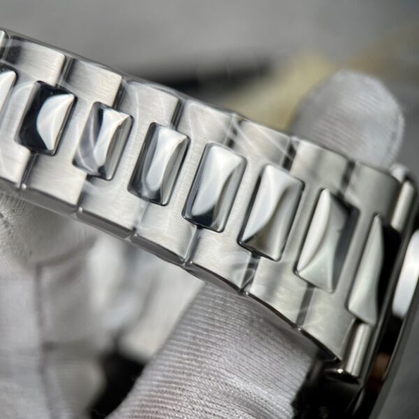 Replica Patek Philippe Nautilus 5726 Replica 11 Watch Blue Purple Dial PPF V2 40.5mm - Top Watch - Image 8