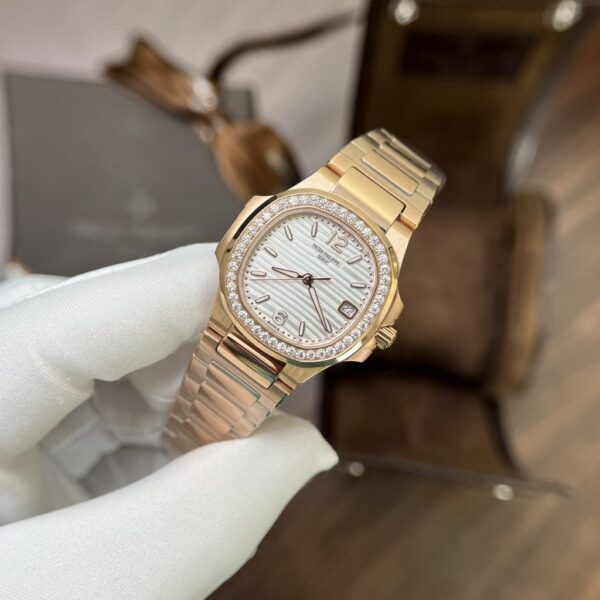 Best Fake Patek Philippe Replica 11 Watch Nautilus 7010 Rose Gold With Stone Metal Strap 32mm - Top Watch - Image 4