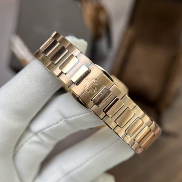 Best Fake Patek Philippe Replica 11 Watch Nautilus 7010 Rose Gold With Stone Metal Strap 32mm - Top Watch - Image 8