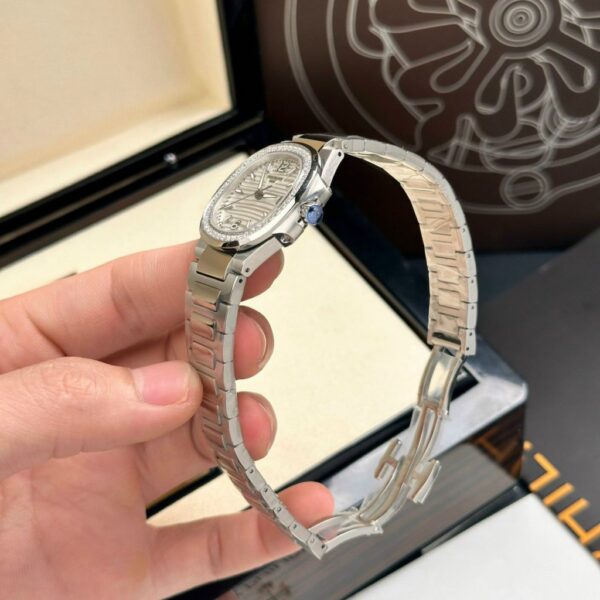 Swiss 1:1 Patek Philippe Replica 1:1 Watch Nautilus 7010 Highest Quality for Women 32mm - Top Watch - Image 5
