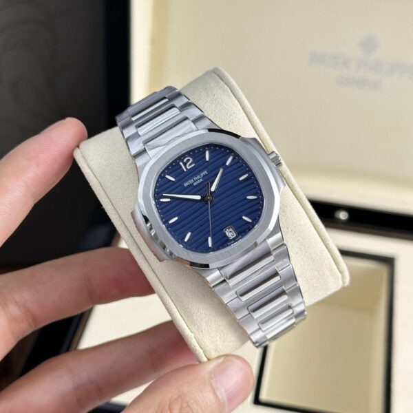 Best Fake Patek Philippe Replica 11 Watch Women's Nautilus 7118 Blue Dial 3K Factory 35.2mm - Top Watch - Image 2