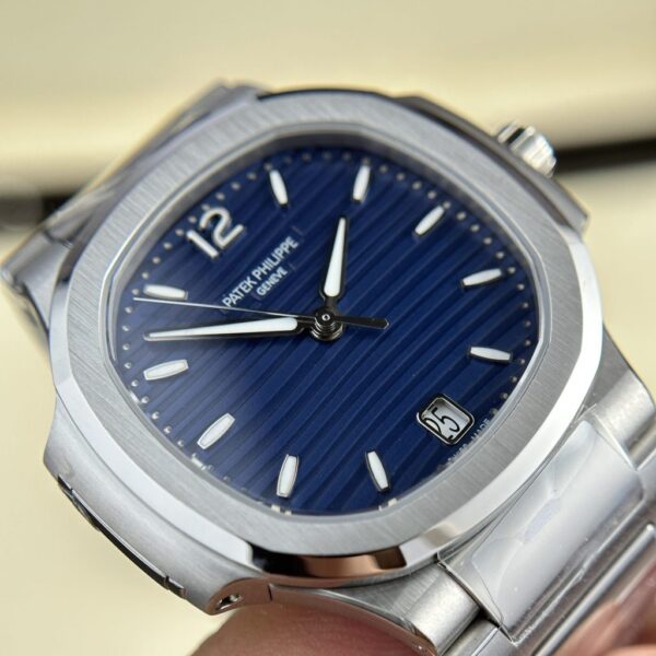 Best Fake Patek Philippe Replica 11 Watch Women's Nautilus 7118 Blue Dial 3K Factory 35.2mm - Top Watch - Image 4