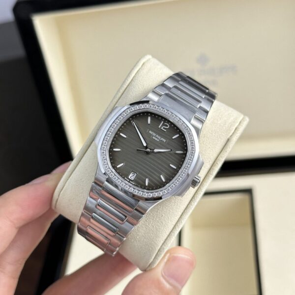 Swiss 1:1 Patek Philippe Replica 1:1 Watch Nautilus 7118 Women's With Stone Gray Dial Factory 3K 35.2mm - Top Watch
