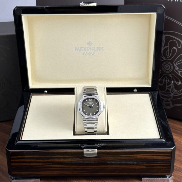 Swiss 1:1 Patek Philippe Replica 1:1 Watch Nautilus 7118 Women's With Stone Gray Dial Factory 3K 35.2mm - Top Watch - Image 12