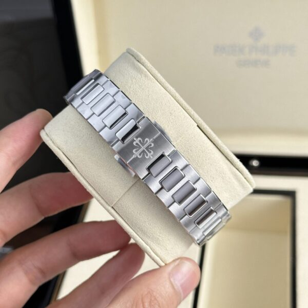 Best Fake Patek Philippe Replica 1:1 Watch Nautilus 7118 Blue Dial With Stone 3K Factory 35.2mm - Top Watch - Image 13