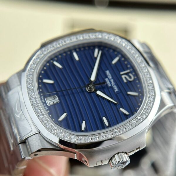 Best Fake Patek Philippe Replica 1:1 Watch Nautilus 7118 Blue Dial With Stone 3K Factory 35.2mm - Top Watch - Image 4
