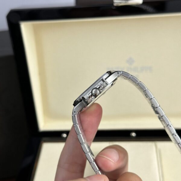 Best Fake Patek Philippe Replica 1:1 Watch Nautilus 7118 Blue Dial With Stone 3K Factory 35.2mm - Top Watch - Image 8
