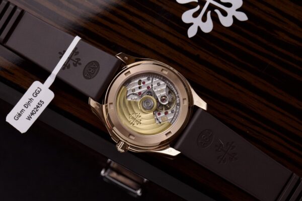 Swiss 1:1 Patek Philippe Replica 1:1 Watch Aquanaut 5067 Mechanical Movement Moissanite Diamond Bezel 35.6mm - Top Watch - Image 3