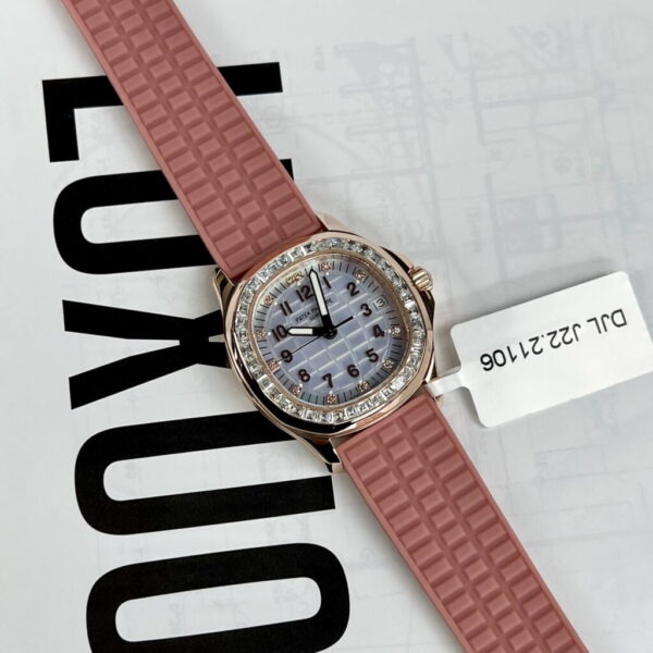 Replica Patek Philippe Replica 11 Watch Aquanaut 5072R Gold Wrapped Moissanite Diamond 35.6mm - Top Watch - Image 2
