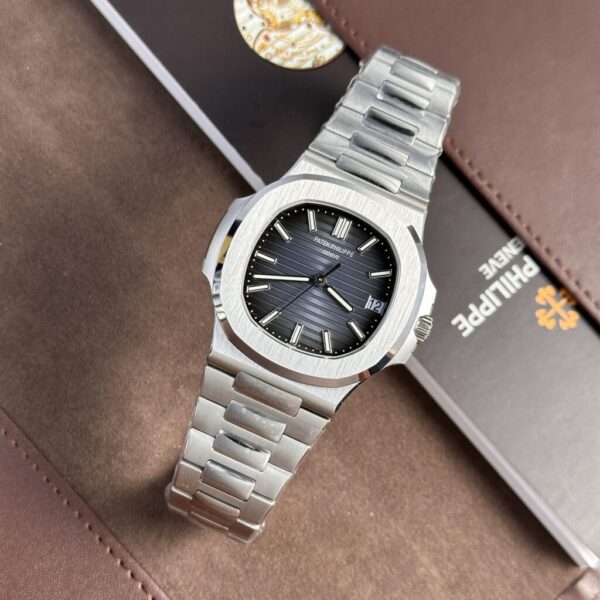Replica Patek Philippe Replica 11 Watch Nautilus 5711 Fully Adjusted Auth 40mm - Top Watch - Image 2