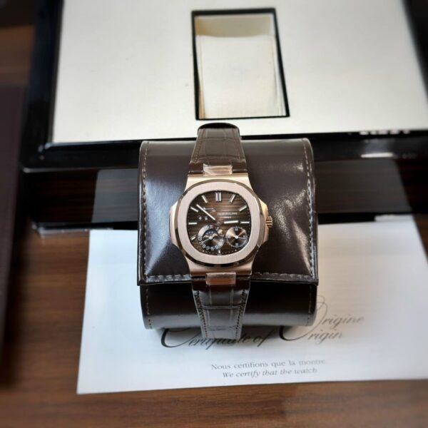 Replica Patek Philippe Replica 1:1 Watch Nautilus 5712 Chocolate Dial Leather Strap GR Factory 40mm - Top Watch