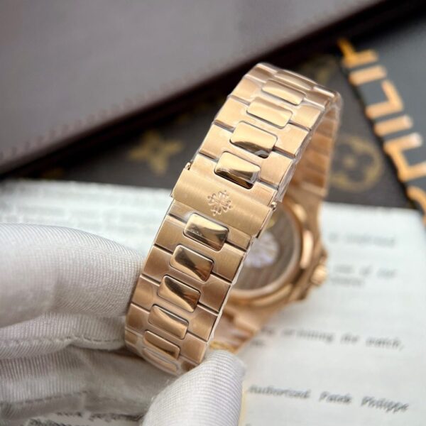 Swiss 1:1 Patek Philippe Replica 1:1 Watch Nautilus 5712 Rose Gold Factory PPF V2 40mm - Top Watch - Image 9