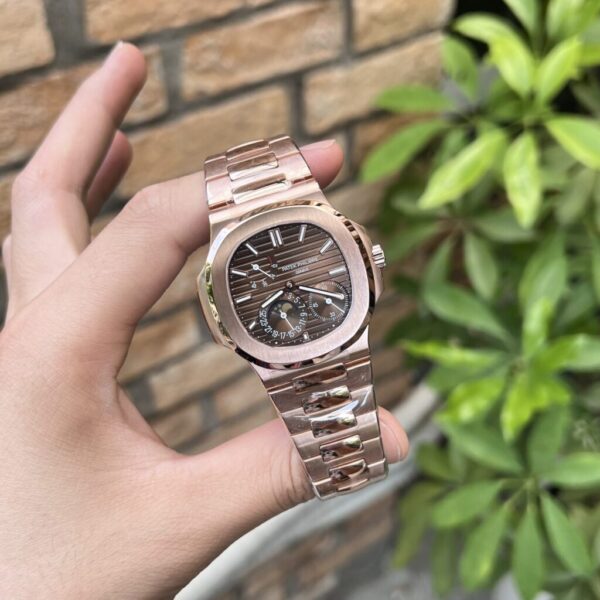Best Fake Patek Philippe Replica 11 Watch Nautilus 5712 Rose Gold Wrapped Chocolate Dial GRF 40mm - Top Watch - Image 4