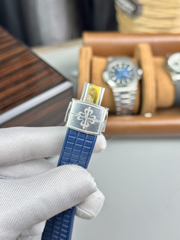 Swiss 1:1 Patek Philippe Replica Watch Aquanaut 5067A Blue Dial With Stone Benzene PPF 35.6mm - Top Watch - Image 6