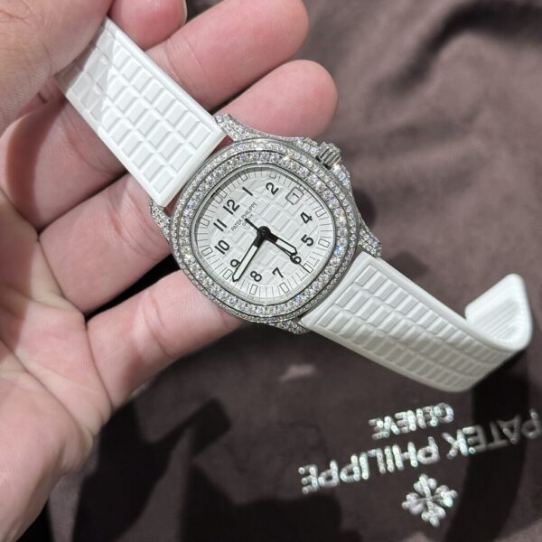 Replica Patek Philippe Replica 11 Watch Aquanaut 5069G With Moissanite Diamond 35.6mm - Top Watch - Image 6