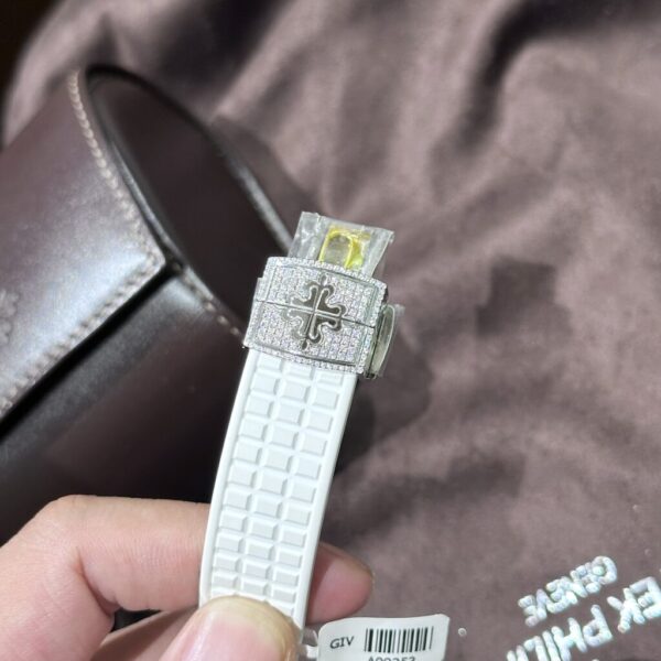 Replica Patek Philippe Replica 11 Watch Aquanaut 5069G With Moissanite Diamond 35.6mm - Top Watch - Image 8