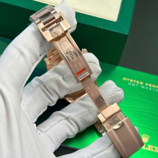 Swiss 1:1 Rolex Cosmograph Daytona 116595 Rainbow Replica Watch Best Fake Quality BT Factory 40mm - Top Watch - Image 11
