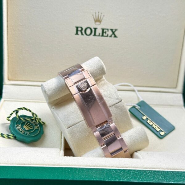 Swiss 1:1 Rolex Cosmograph Daytona 116595 Rainbow Replica Watch Best Fake Quality BT Factory 40mm - Top Watch - Image 12
