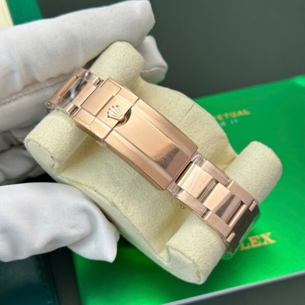 Swiss 1:1 Rolex Cosmograph Daytona 116595 Rainbow Replica Watch Best Fake Quality BT Factory 40mm - Top Watch - Image 12