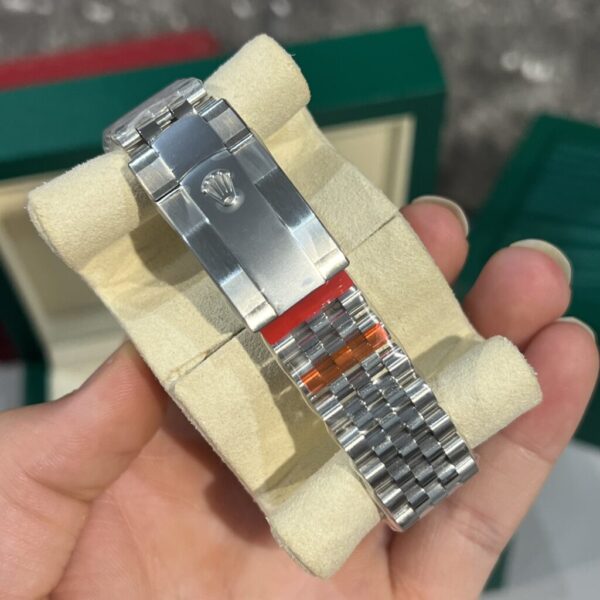 Swiss 1:1 Rolex DateJust Blue Dial Jubilee Strap Rep 11 Watch EW Factory 41mm - Top Watch - Image 4