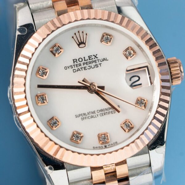 Best Fake Rolex DateJust Replica 1:1 Watch Women's Mother-of-Pearl Dial Gold Wrapped 31mm - Top Watch - Image 3