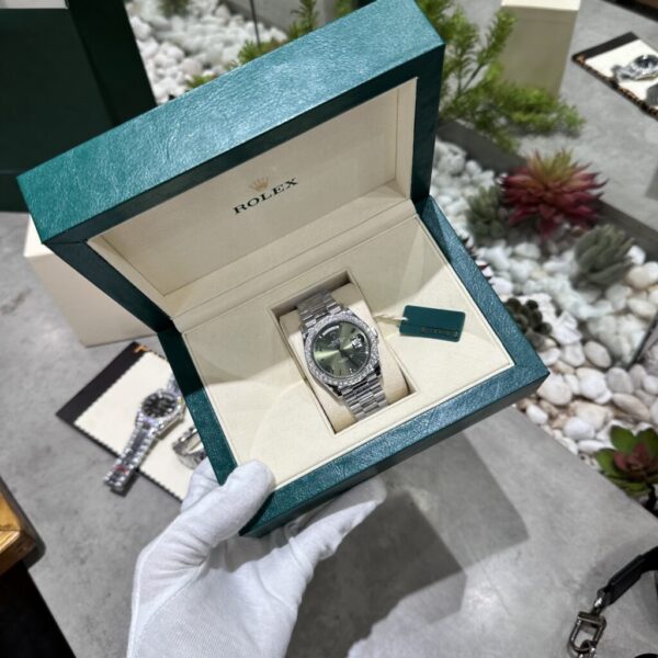 Swiss 1:1 Rolex Day-Date 228236 Moissanite Green Dial Replica Watch 168gram GM V3 40mm - Top Watch - Image 8