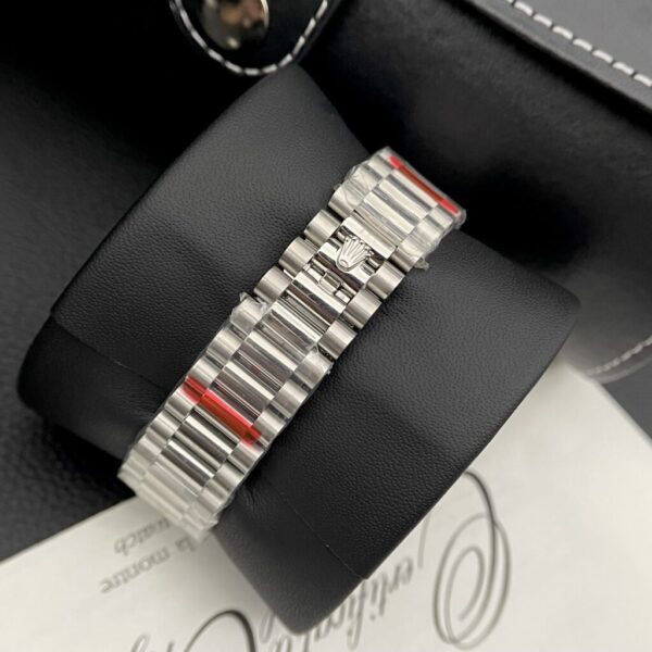 Swiss 1:1 Rolex Day-Date Best Fake Replica Watch Strawberry Dial EW Factory 40mm - Top Watch - Image 6
