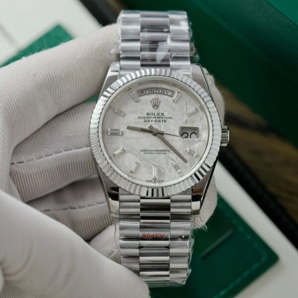 Best Fake Rolex Day-Date Độ Mặt Số Thiên Thạch Cọc Số Moissanite Replica GM 40mm - Top Watch - Image 2