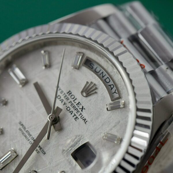 Best Fake Rolex Day-Date Độ Mặt Số Thiên Thạch Cọc Số Moissanite Replica GM 40mm - Top Watch - Image 6