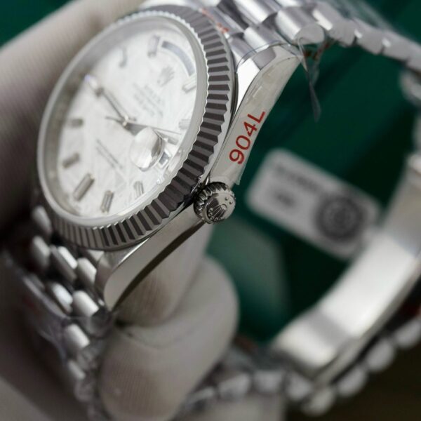 Best Fake Rolex Day-Date Độ Mặt Số Thiên Thạch Cọc Số Moissanite Replica GM 40mm - Top Watch - Image 8