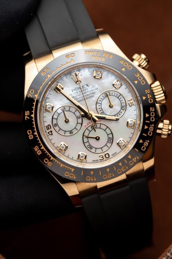 Replica Rolex Daytona 116518 White Mother of Pearl Dial Rep 11 Watch With Moissanite Diamond Clean Factory 40mm - Top Watch - Image 7
