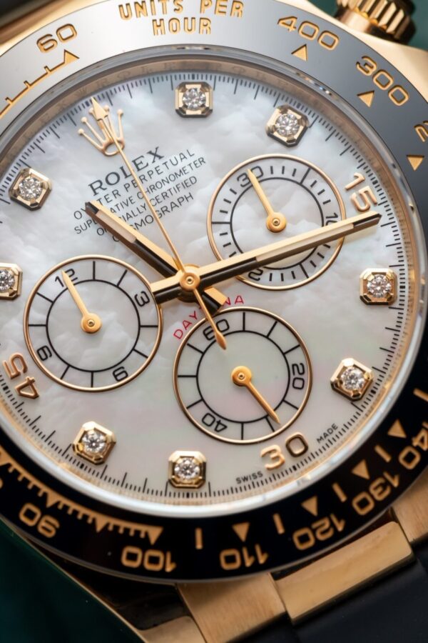 Replica Rolex Daytona 116518 White Mother of Pearl Dial Rep 11 Watch With Moissanite Diamond Clean Factory 40mm - Top Watch - Image 9