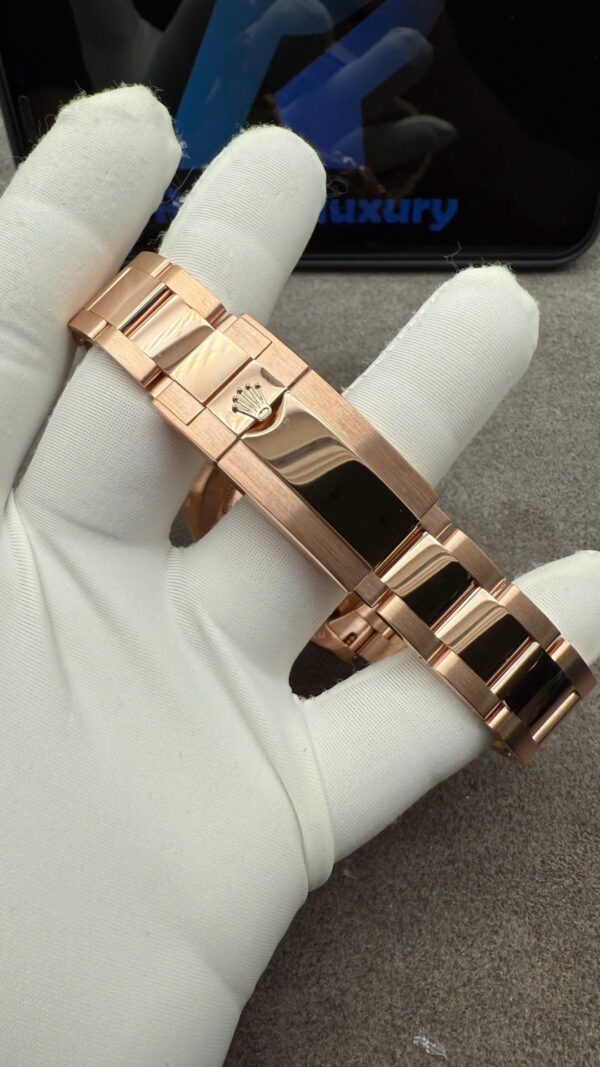 Replica Rolex Daytona Rainbow Yellow Block with Natural Diamonds 40mm - Top Watch - Image 7