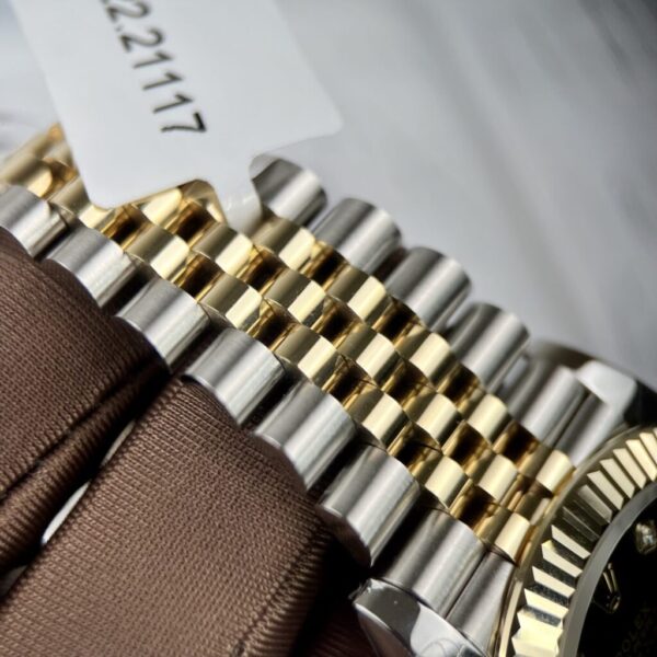 Replica Rolex Rep 11 Watch DateJust Women's Genuine Gold Wrapped Black Dial GM Factory 31mm - Top Watch - Image 4