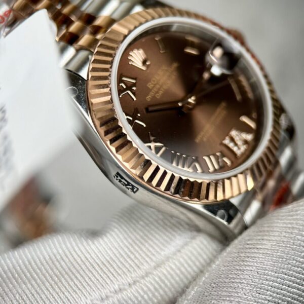 Replica Rolex Rep 11 Watch DateJust Women's Gold Wrapped Chocolate Dial Roman Numerals GM Factory 31mm - Top Watch - Image 4