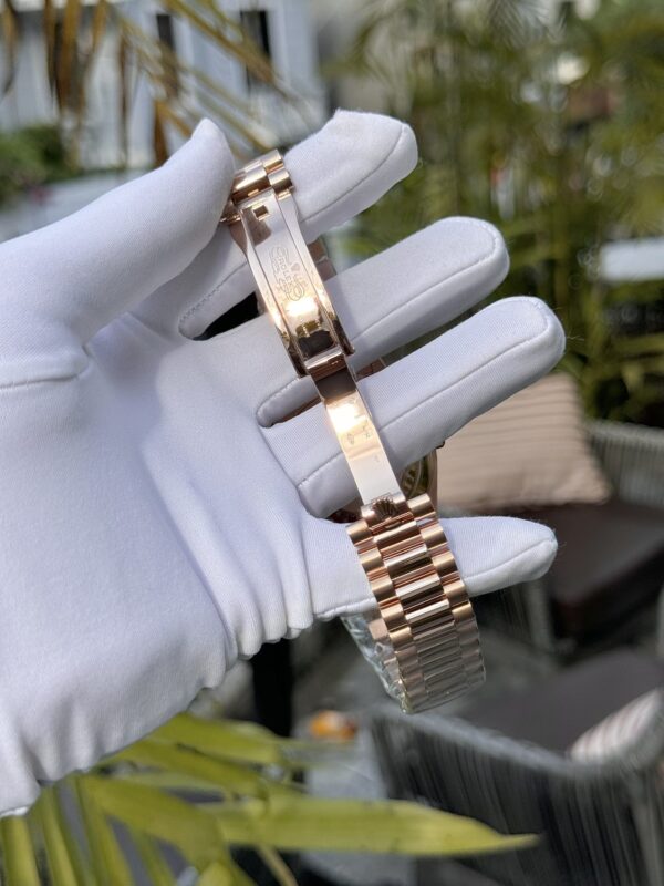 Best Fake Rolex Replica 11 Watch Natural Mother of Pearl Dial Moissanite Gold Wrapped Day-Date 40mm - Top Watch - Image 8