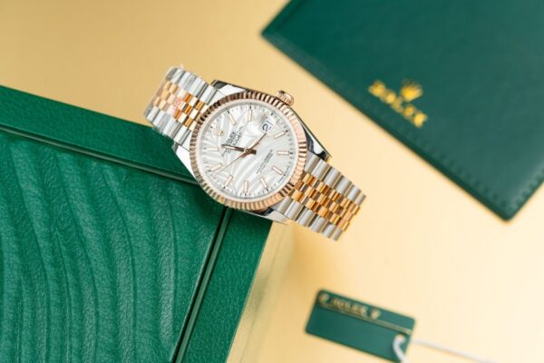 Best Fake Rolex Replica 11 Watch DateJust 126231 Real Gold Wrapped Palm Dial GM Factory 36mm - Top Watch