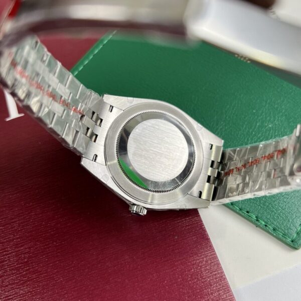 Swiss 1:1 Rolex Replica 11 Watch DateJust Mother of Pearl Dial With Diamonds Bezel EW Factory 36-41mm - Top Watch - Image 6