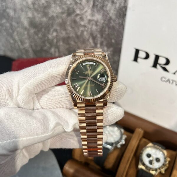 Best Fake Rolex Replica 1:1 Watch Day-Date 228235 Green Dial Rose Gold Plated GM Factory V2 40mm - Top Watch - Image 2