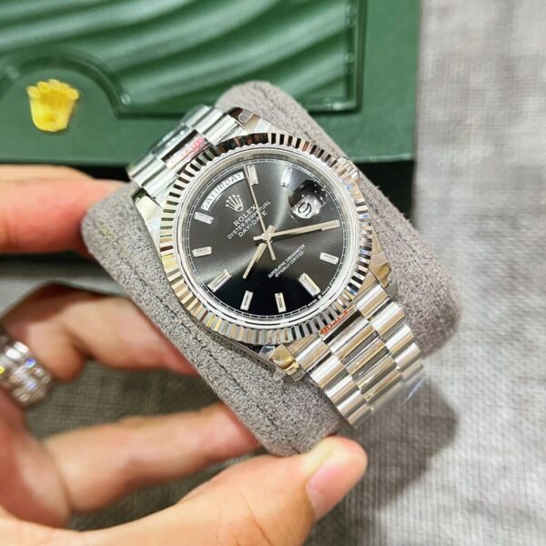 Best Fake Rolex Replica 1:1 Watch Day-Date 228236 Black Dial With Stone Number GM Factory 40mm - Top Watch - Image 3