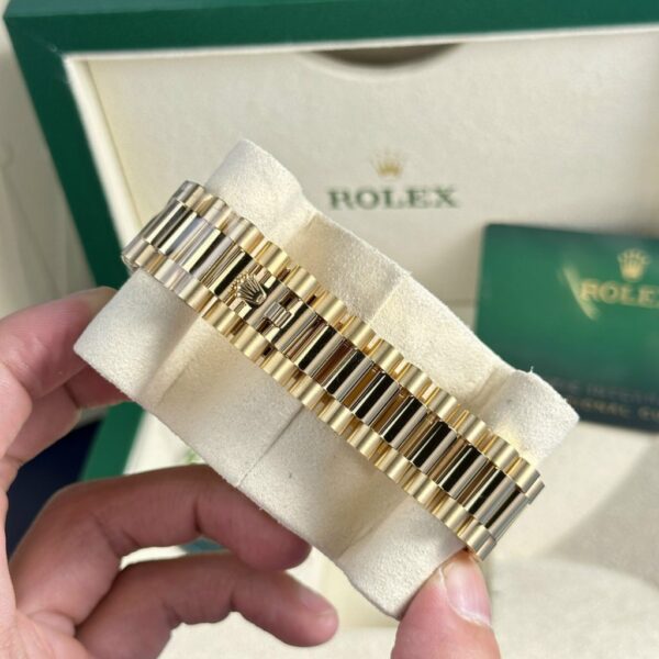 Best Fake Rolex Replica 1:1 Watch Day-Date 228238 Gold Wrapped 18K Yellow Gold 178 grams GM Factory 40mm - Top Watch - Image 11