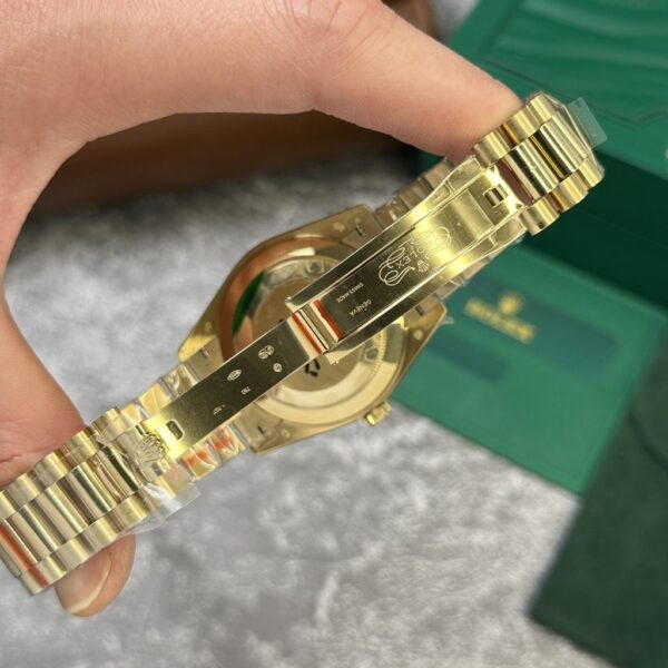 Best Fake Rolex Replica 1:1 Watch Day-Date 228238 V2 Roman Numerals GM Factory 40mm - Top Watch - Image 3
