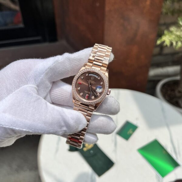 Best Fake Rolex Replica 1:1 Watch Day-Date Chocolate Dial With Diamonds EW Factory 36mm - Top Watch - Image 3